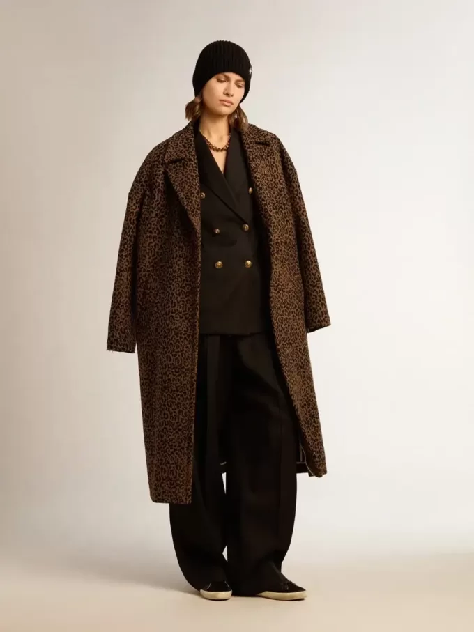 Abrigo cocoon de lana con motivo jacquard y botonadura sencilla para mujer Abrigo cocoon de lana con motivo jacquard y botonadura sencilla para mujer