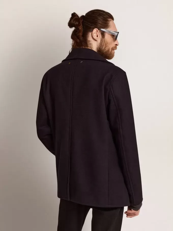 Abrigo cruzado para hombre en lana azul oscuro con botones dorados Abrigo cruzado para hombre en lana azul oscuro con botones dorados