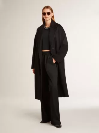 Abrigo negro de corte recto para mujer