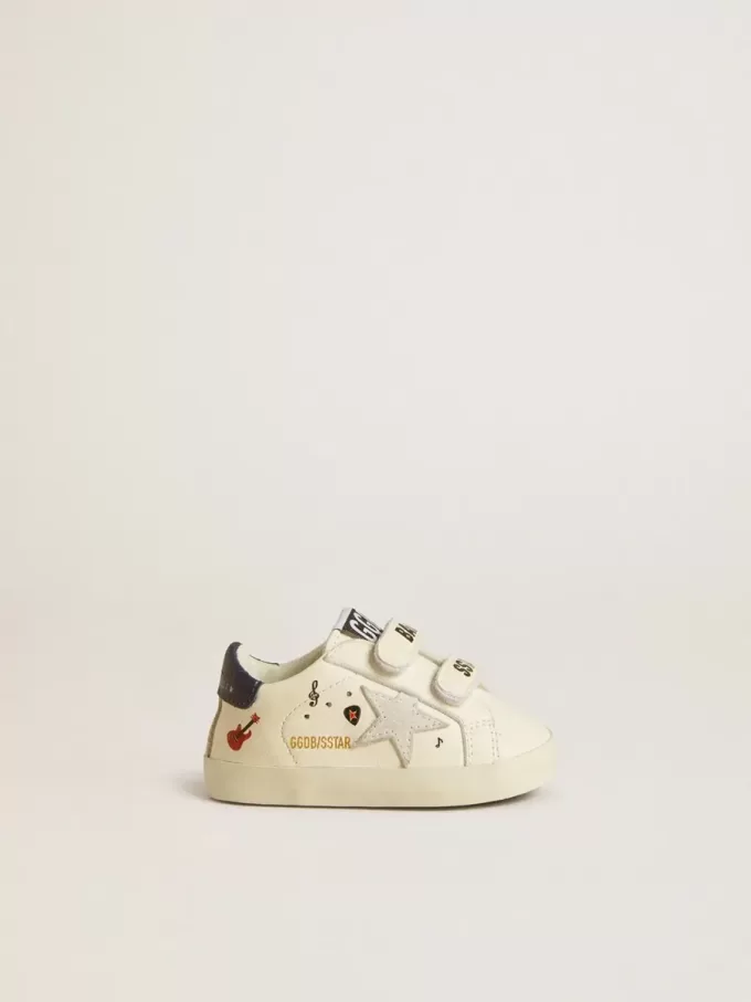 Baby School en piel napa con estampado musical y estrella de ante blanco