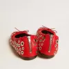 Bailarinas Amy en piel napa roja con tachuelas plateadas