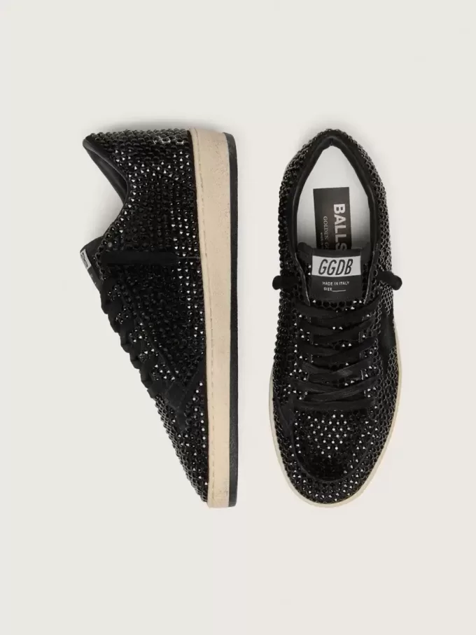 Ball Star en ante con cristales Swarovski negros y estrella de ante negro Ball Star en ante con cristales Swarovski negros y estrella de ante negro