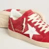 Ball Star en ante rojo con estrella y lengüeta en el talón de cuero blanco Ball Star en ante rojo con estrella y lengüeta en el talón de cuero blanco