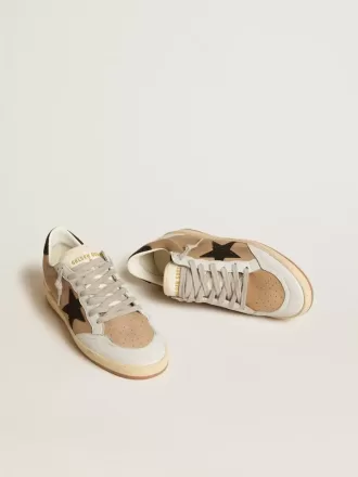 Ball Star en nubuck y napa beige con estrella de cristal Swarovski negro