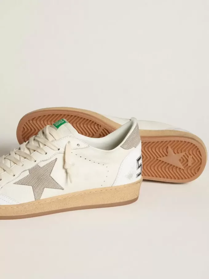 Ball Star en piel napa con estrella y lengüeta en el talón de nubuck gris Ball Star en piel napa con estrella y lengüeta en el talón de nubuck gris
