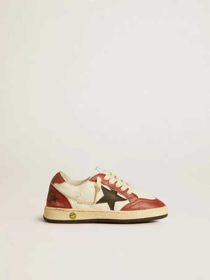 Ball Star Junior en napa con estrella negra e inserciones de cuero rojo Ball Star Junior en napa con estrella negra e inserciones de cuero rojo