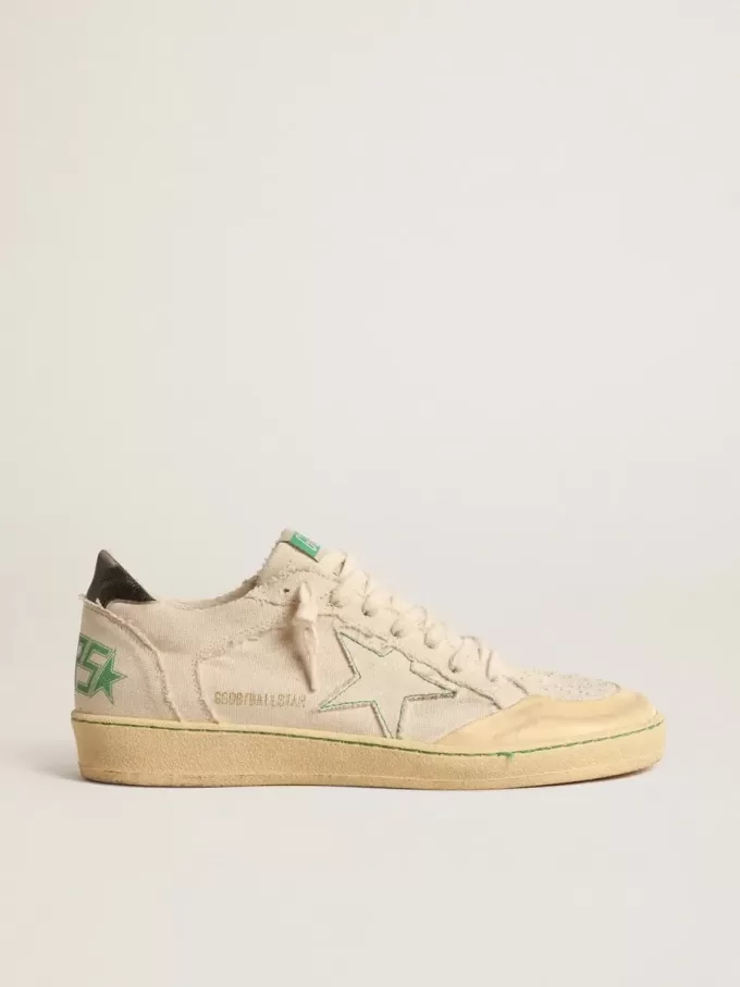 Ball Star LTD con estrella de lona color vainilla y lengüeta de cuero en el talón