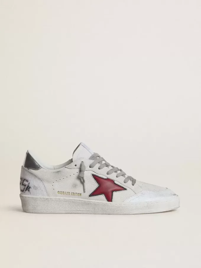 Ball Star LTD para hombre con estrella roja y lengüeta plateada en el talón Ball Star LTD para hombre con estrella roja y lengüeta plateada en el talón