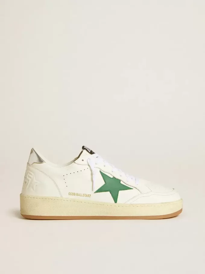 Ball Star para hombre con estrella de cuero verde y lengüeta metálica en el talón Ball Star para hombre con estrella de cuero verde y lengüeta metálica en el talón
