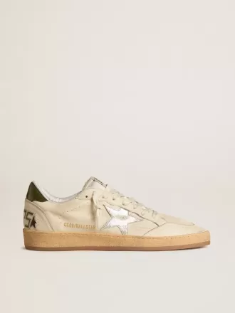 Ball Star para hombre con estrella de piel plateada y lengüeta del talón de piel verde Ball Star para hombre con estrella de piel plateada y lengüeta del talón de piel verde