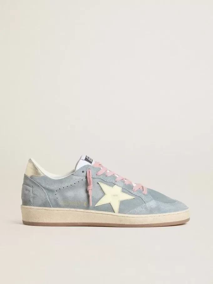 Ball Star para mujer en ante azul claro con estrella de cuero color crema Ball Star para mujer en ante azul claro con estrella de cuero color crema