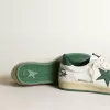 Ball Star para mujer en piel napa blanca con estrella y lengüeta en el talón en piel verde Ball Star para mujer en piel napa blanca con estrella y lengüeta en el talón en piel verde