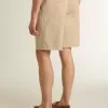 Bermudas de hombre en denim beige con acabado desgastado.