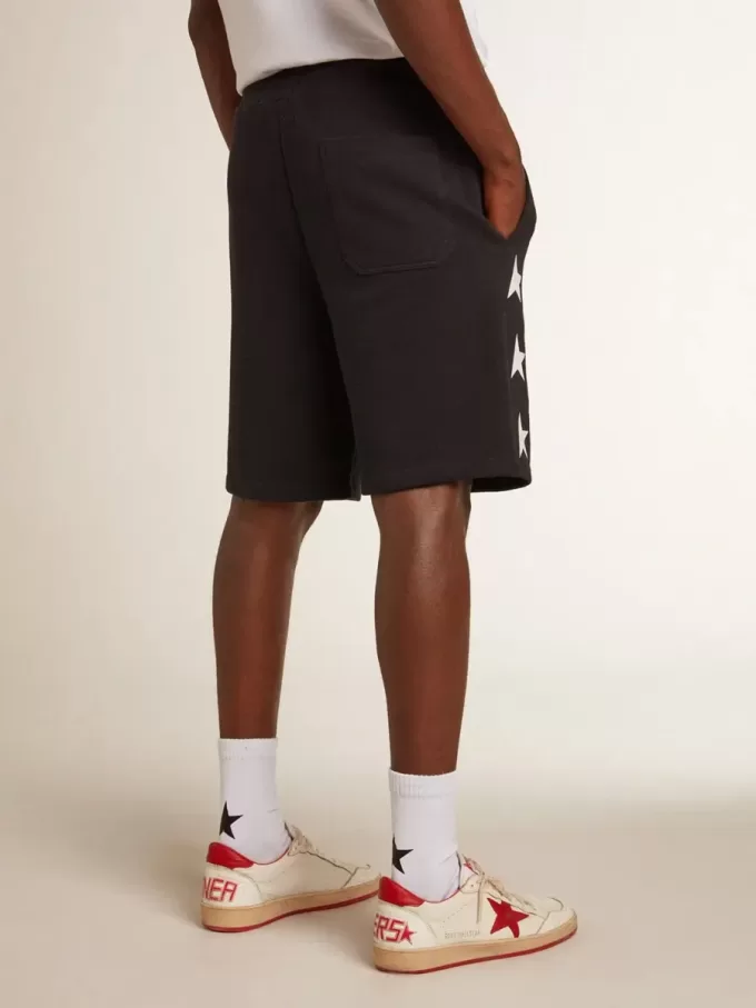 Bermudas negras para hombre con estrellas blancas Bermudas negras para hombre con estrellas blancas