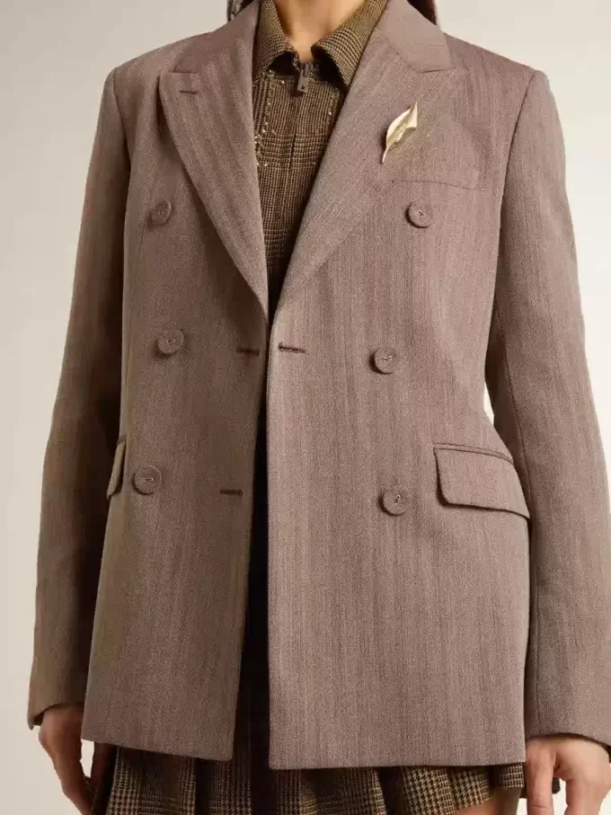 Blazer cruzado de mujer en mezcla de lana beige con diseño chevron Blazer cruzado de mujer en mezcla de lana beige con diseño chevron