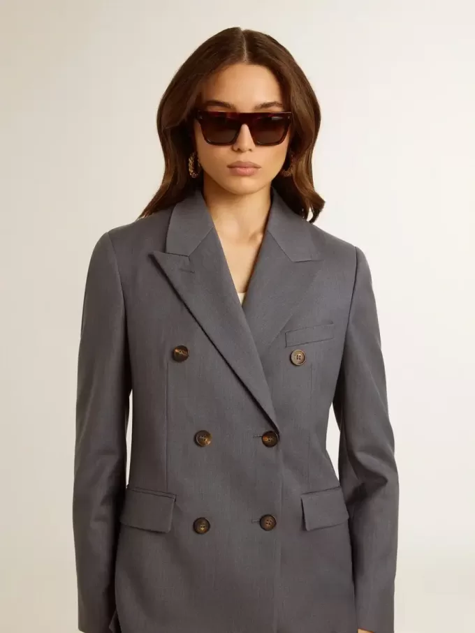 Blazer de doble botonadura para mujer en azul celeste Blazer de doble botonadura para mujer en azul celeste