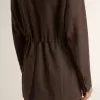 Blazer de doble botonadura para mujer en lana marrón oscuro con diseño de rayas finas Blazer de doble botonadura para mujer en lana marrón oscuro con diseño de rayas finas
