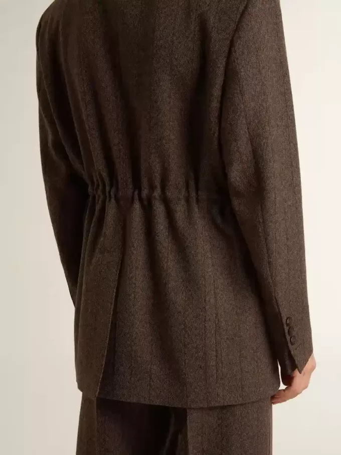Blazer de doble botonadura para mujer en lana marrón oscuro con diseño de rayas finas Blazer de doble botonadura para mujer en lana marrón oscuro con diseño de rayas finas