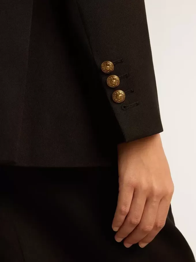 Blazer negro de doble botonadura para mujer Blazer negro de doble botonadura para mujer