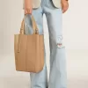 Bolso 24/7 North South en piel color capuchino con asas ajustables