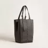 Bolso 24/7 North South en piel negra con asas ajustables Bolso 24/7 North South en piel negra con asas ajustables