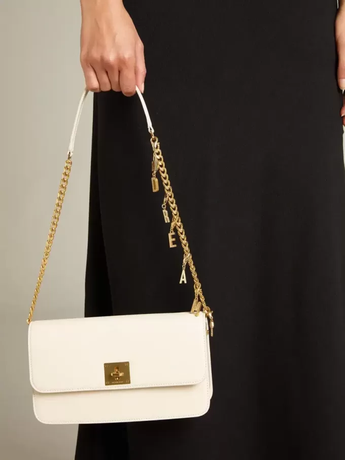 Bolso Gioia en piel acolchada color mantequilla con detalles dorados Bolso Gioia en piel acolchada color mantequilla con detalles dorados