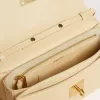 Bolso Gioia en piel de oveja color vainilla con detalles dorados Bolso Gioia en piel de oveja color vainilla con detalles dorados