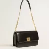 Bolso Gioia en piel negra con detalles dorados Bolso Gioia en piel negra con detalles dorados