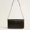 Bolso Gioia en piel negra con detalles dorados Bolso Gioia en piel negra con detalles dorados