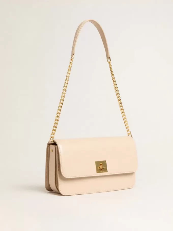 Bolso Gioia en piel rosa pálido con detalles dorados Bolso Gioia en piel rosa pálido con detalles dorados
