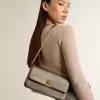 Bolso Gioia en piel vintage negra con detalles dorados Bolso Gioia en piel vintage negra con detalles dorados