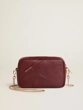 Bolso Mini Star en piel color vino con estrella tono sobre tono