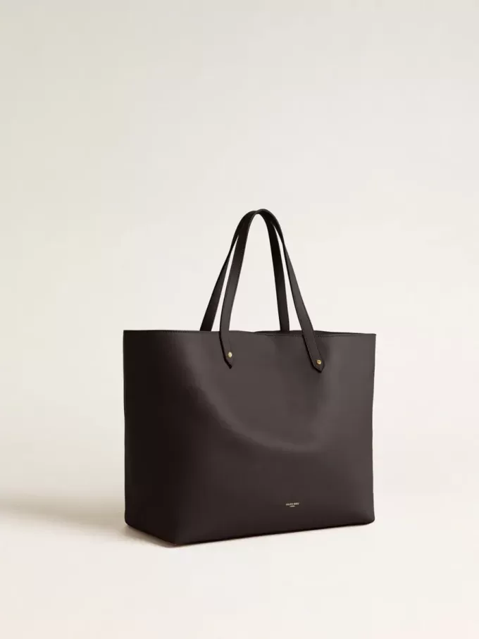 Bolso Pasadena negro fabricado en piel lisa con logotipo dorado