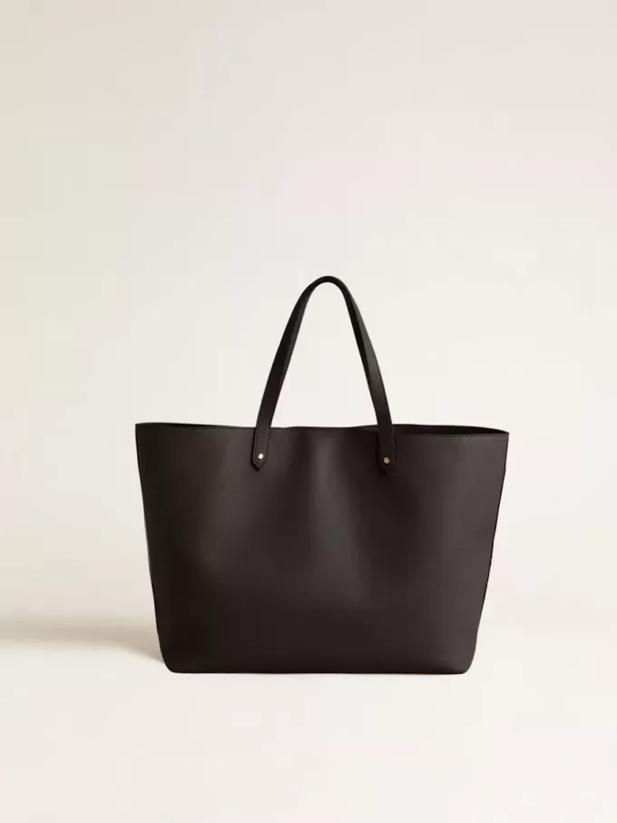 Bolso Pasadena negro fabricado en piel lisa con logotipo dorado