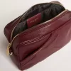 Bolso Star en piel color vino con estrella tono sobre tono Bolso Star en piel color vino con estrella tono sobre tono