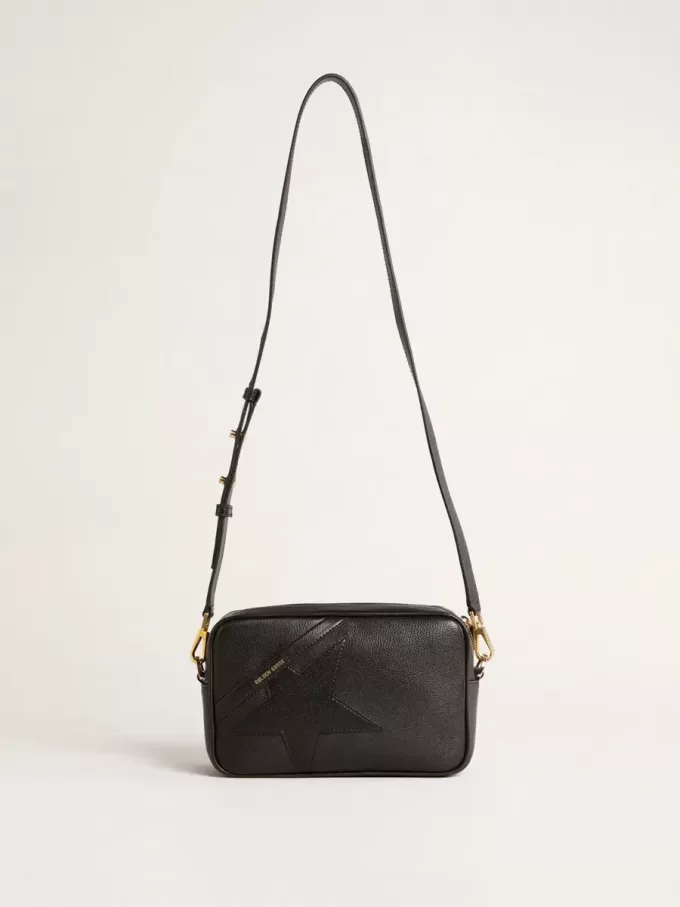 Bolso Star en piel negra con estrella tono sobre tono
