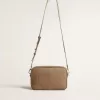 Bolso Star en piel verde salvia con estrella tono sobre tono Bolso Star en piel verde salvia con estrella tono sobre tono