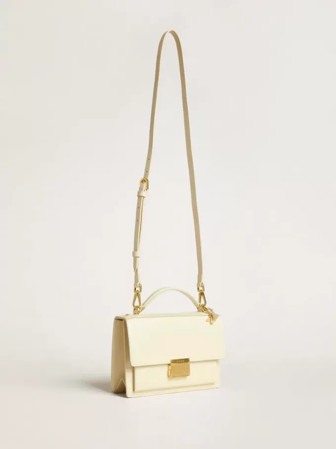 Bolso Venezia en piel acolchada color mantequilla con doble charm