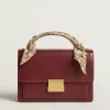 Bolso Venezia en piel bordada burdeos con detalles dorados