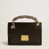 Bolso Venezia en piel negra con pañuelo y doble charm