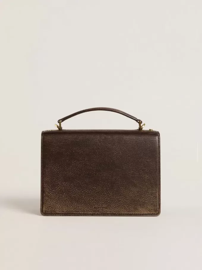 Bolso Venezia en piel vintage marrón oscuro repujada con detalles dorados Bolso Venezia en piel vintage marrón oscuro repujada con detalles dorados