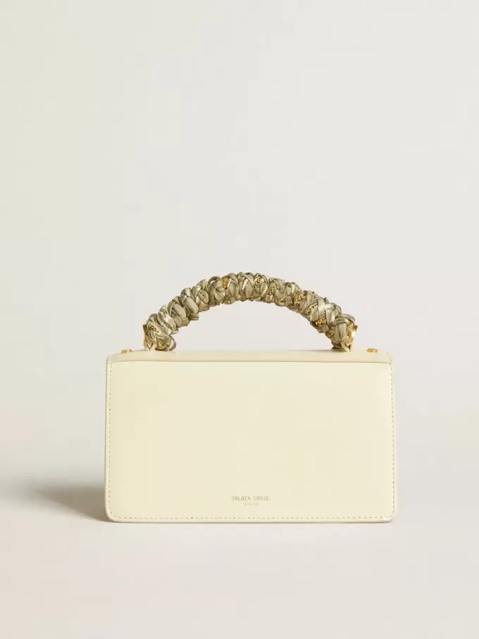 Bolso Venezia pequeño en piel acolchada color mantequilla con pañuelo trenzado. Bolso Venezia pequeño en piel acolchada color mantequilla con pañuelo trenzado.