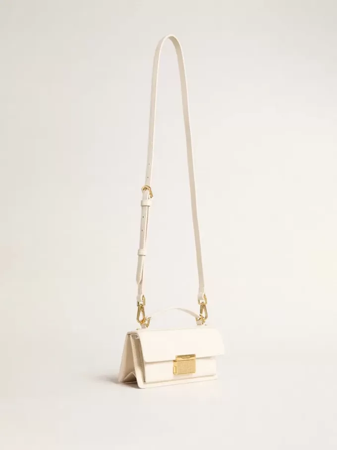 Bolso Venezia pequeño en piel color mantequilla con detalles dorados Bolso Venezia pequeño en piel color mantequilla con detalles dorados