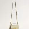 Bolso Venezia pequeño en piel con estampado de pitón verde claro y detalles dorados Bolso Venezia pequeño en piel con estampado de pitón verde claro y detalles dorados