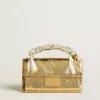 Bolso Venezia pequeño en piel metalizada dorada con detalles dorados. Bolso Venezia pequeño en piel metalizada dorada con detalles dorados.