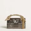 Bolso Venezia pequeño en piel metalizada gris antracita con detalles en negro Bolso Venezia pequeño en piel metalizada gris antracita con detalles en negro