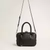 Bolso Vita en piel lisa negra con detalles dorados Bolso Vita en piel lisa negra con detalles dorados