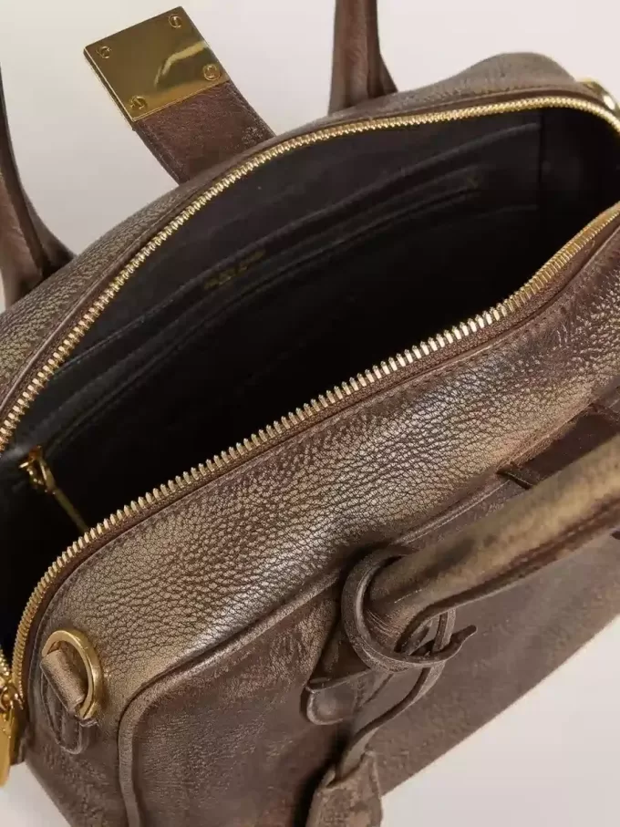 Bolso Vita en piel vintage marrón con detalles dorados Bolso Vita en piel vintage marrón con detalles dorados