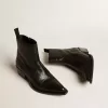 Botas Debbie bajas en piel negra con estampado de serpiente Botas Debbie bajas en piel negra con estampado de serpiente