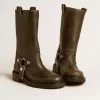 Botas Kurt de piel negra con hebilla plateada Botas Kurt de piel negra con hebilla plateada